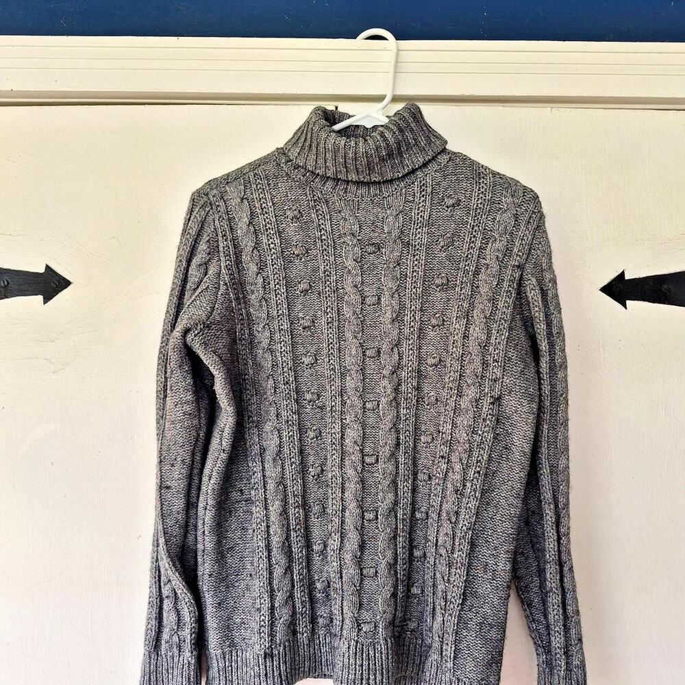 Vintage lands end grey cable sweater